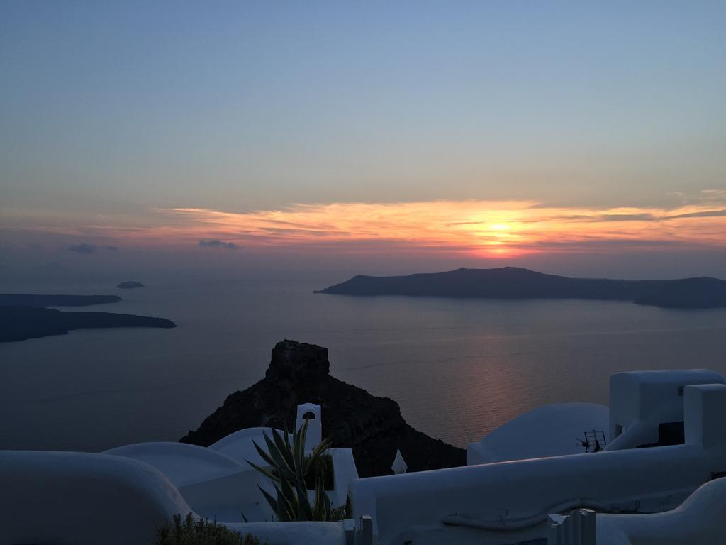 Vallais Imerovigli (Santorini)
